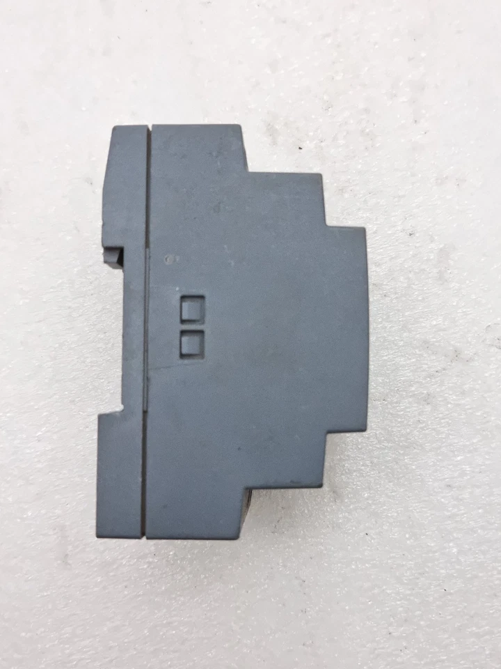 Siemens 6EP3332-6SB00-0AY0 Logo Power Supply Module 100-240V
